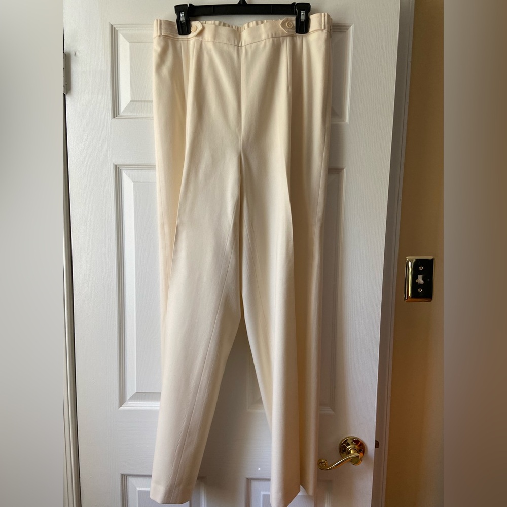Talbots Women’s size 12 Winter White Wool Pants